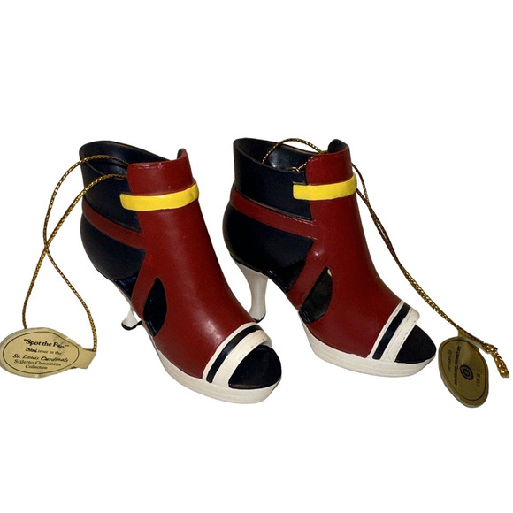 St. Louis Cardinals "Spot the Edge" Shoe‎ Ornament Stiletto Collection - Picture 1 of 13